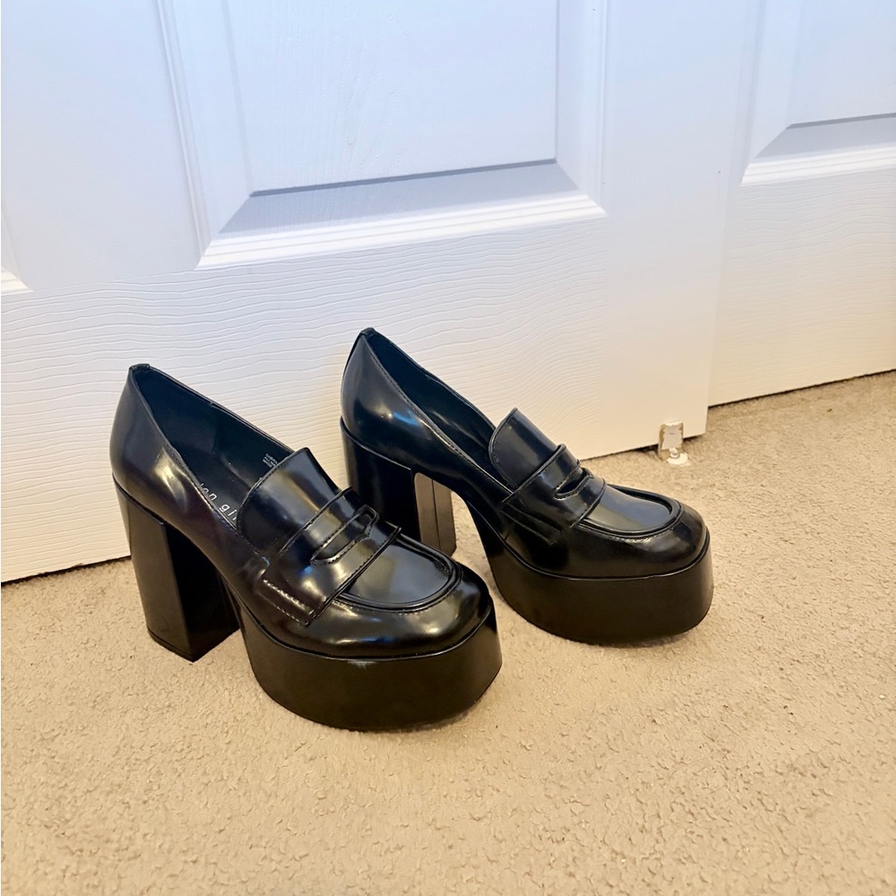 Madden Girl Glossy Black Platform Loafers — Size 7.5 - Picture 5 of 6